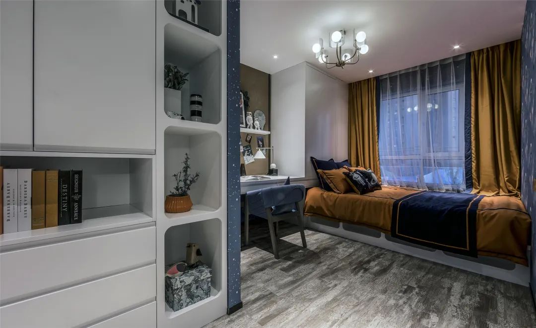 125㎡優(yōu)雅新中式，加入很多中式元素裝飾，營造氛圍感