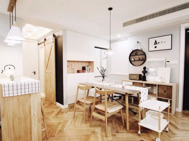 頂天立地的餐邊柜，就是那么的能裝！