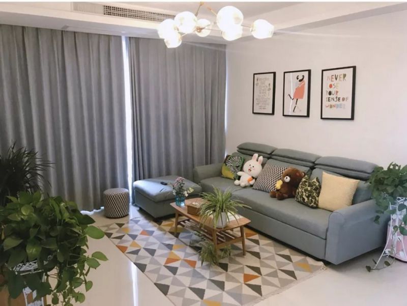 窗簾是很重要的軟裝，你家小戶(hù)型選好了，會(huì)更加舒適