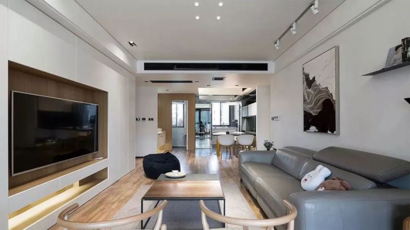 108平的現(xiàn)代風(fēng)二居室，喜歡這個(gè)電視背景墻，實(shí)用又美觀！