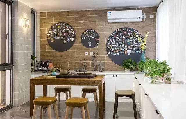 如何讓陽臺(tái)變得好看又實(shí)用？